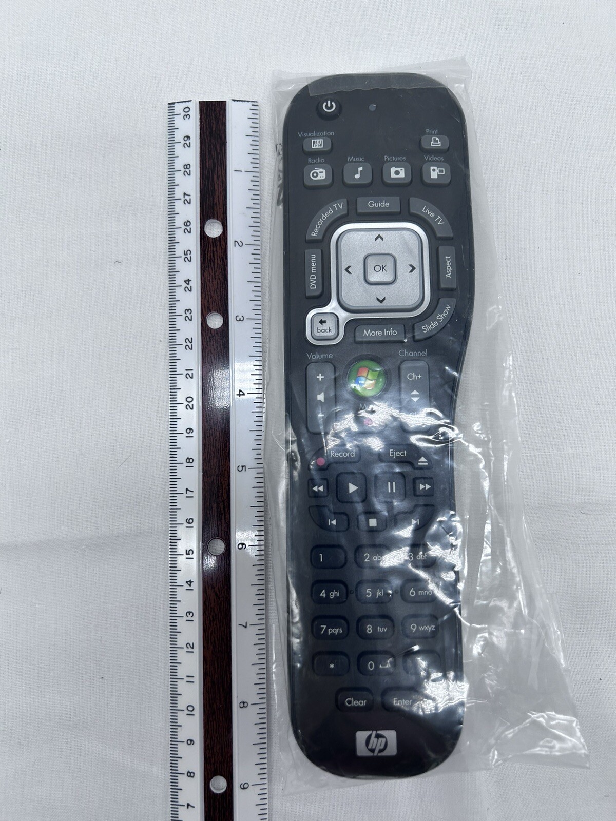 Genuine HP Microsoft Windows Media Center Remote Control #5070-2583 Sealed OEM