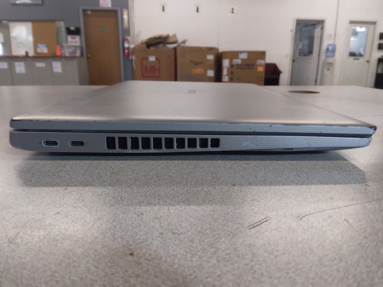 Dell*Precision*3560**intel*i5-1135G7*16GB*DDR4*Iris*Xe*Graphics*No*HD*No*OS
