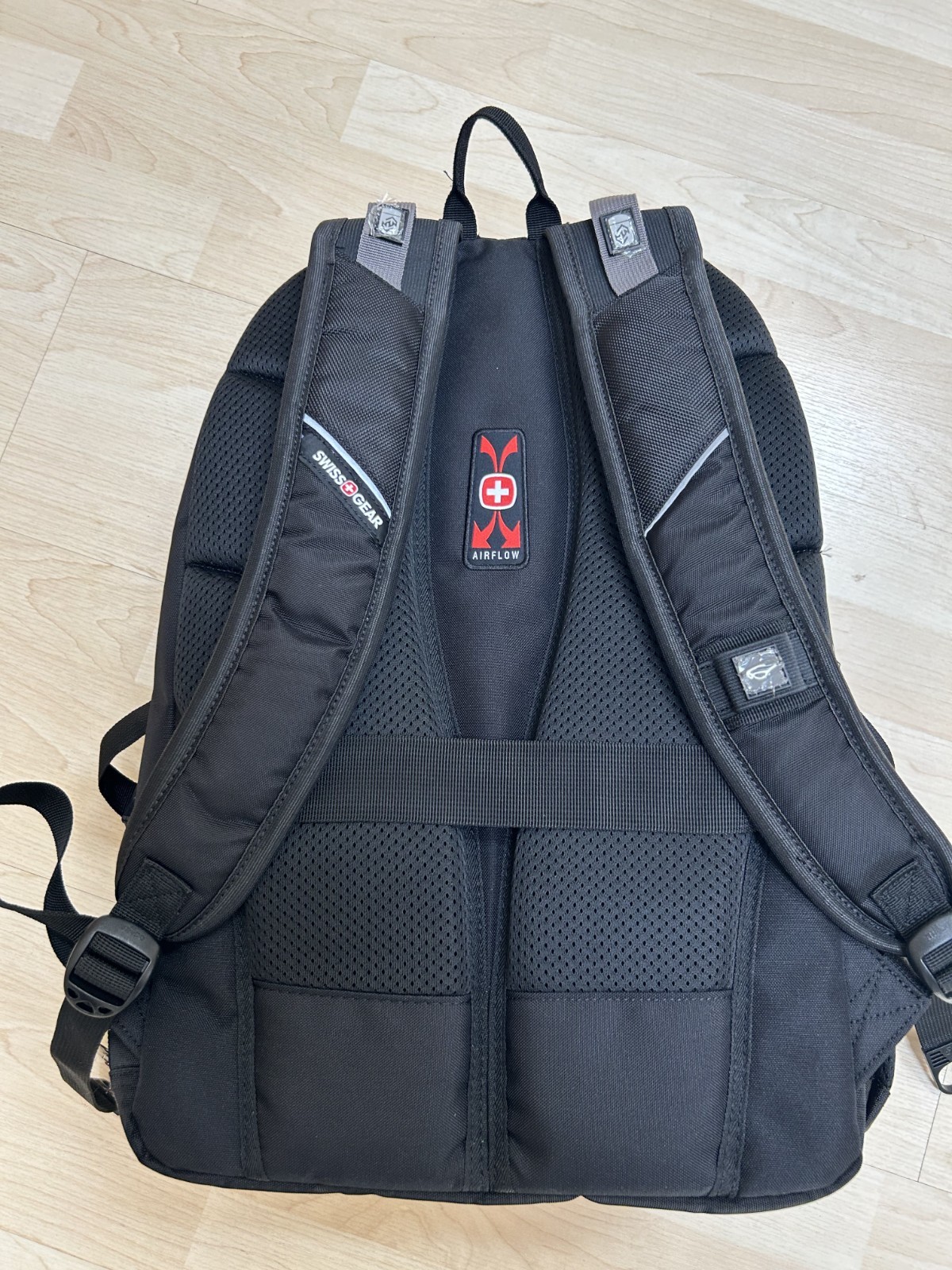 Swissgear 1900 ScanSmart TSA Computer Laptop Backpack 14″X9″X19″ UNUSED no tags