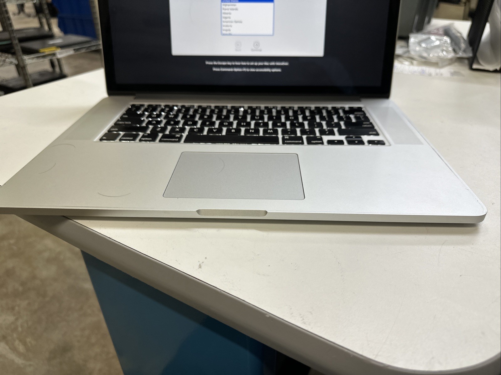 Apple MacBook Pro 15″ (Intel Core i7 4th Gen, 16GB RAM, 256 GB SSD) READ DESC