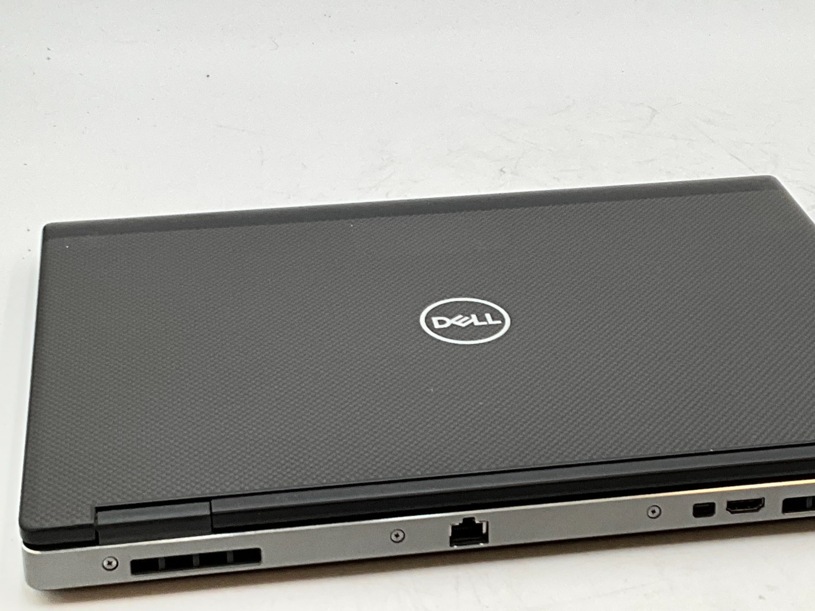 DELL Precision 7530 XEON E-2186M 2.9G 64gb 1tb P3200 15.6″ LAPTOP 16X95S2
