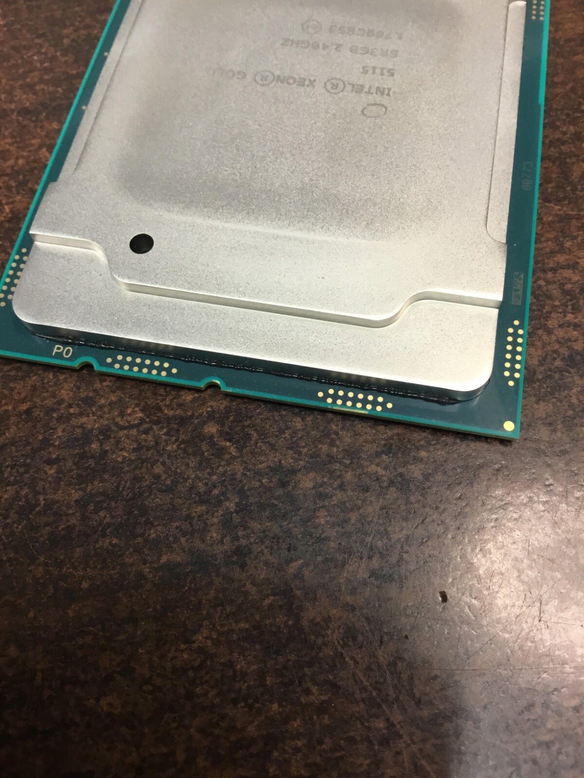 SR3GB Intel Xeon Gold 5115 Processor 13.75M Cache, 2.40 GHz CPU CD8067303535601