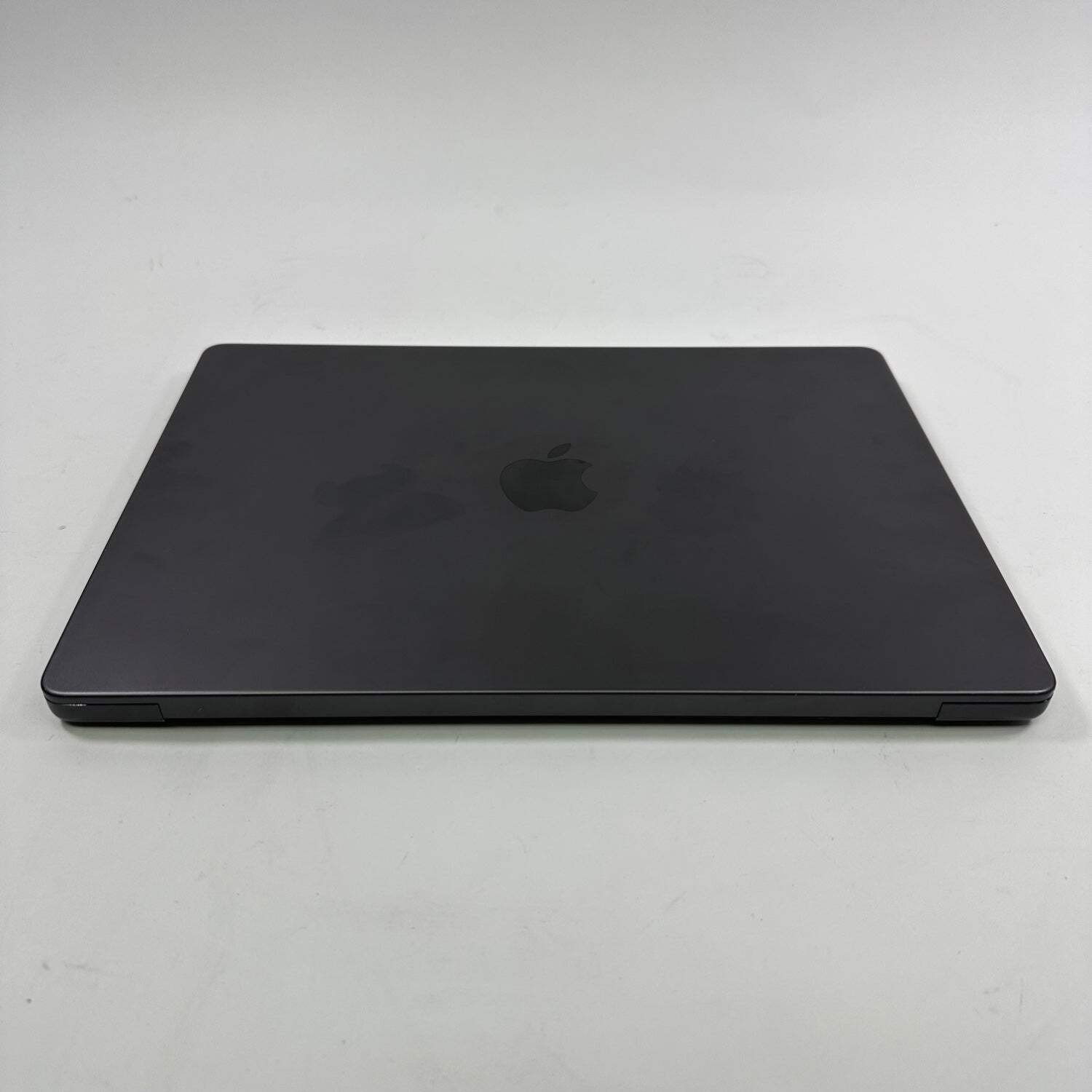 2023 Apple MacBook Pro 14″ M3 Pro 14C GPU 4.0GHz 18GB RAM 512GB SSD A2992