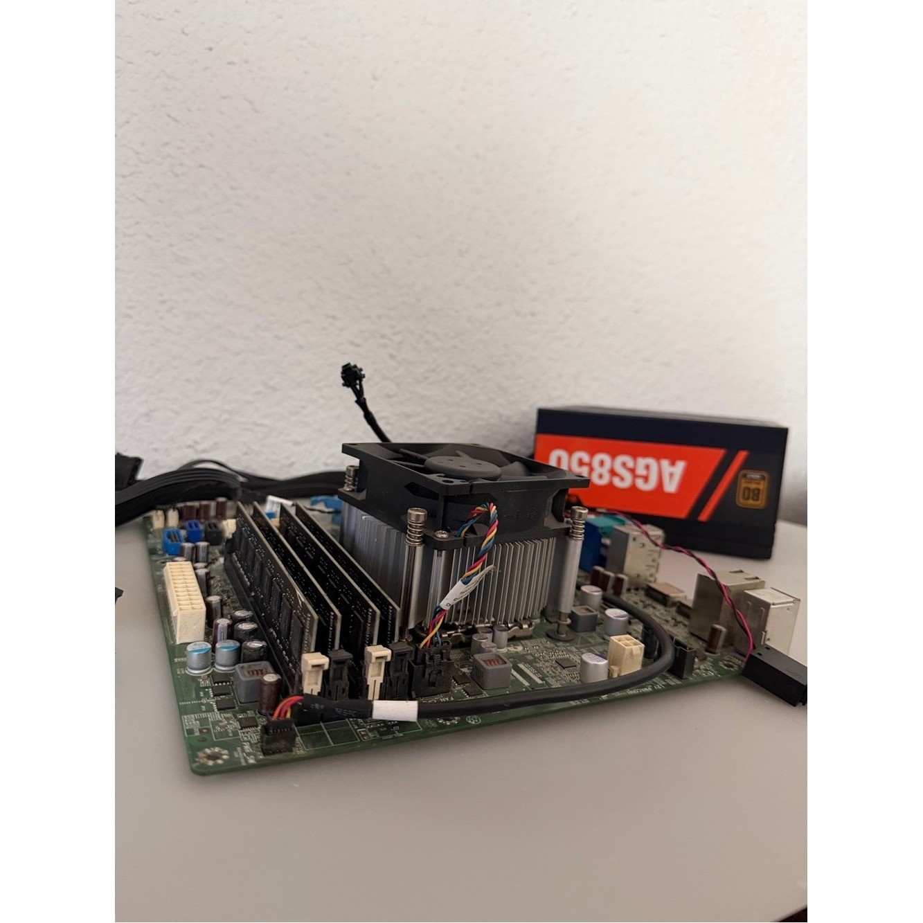 Processor Intel(R)Core(TM) I7-3770 CPU@ 3.40GHz/Installed RAM+Gift Power Supply