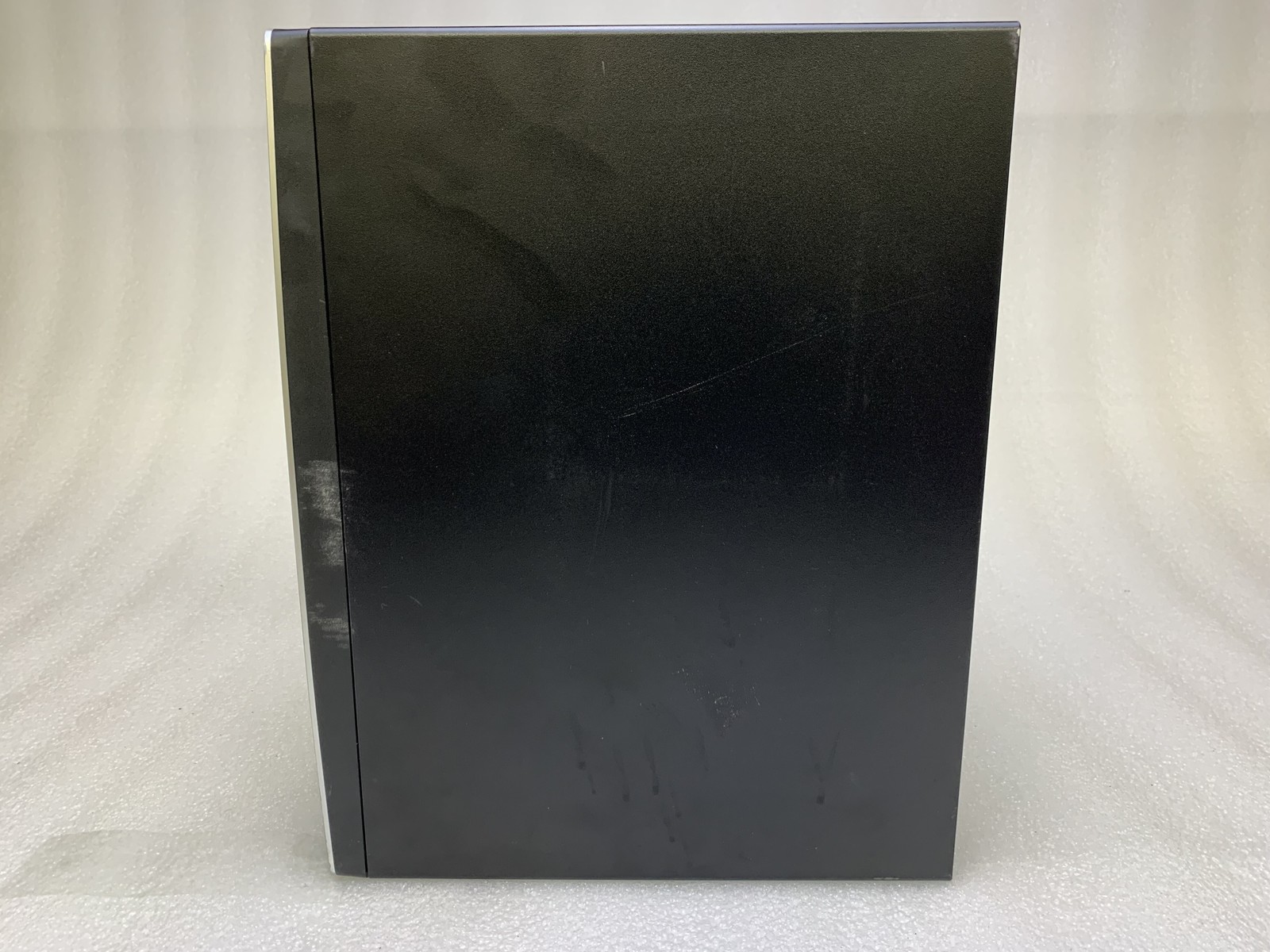 Dell Inspiron 3650 Core i5-6400 2.7GHz 16GB RAM NO HDD NO OS Good