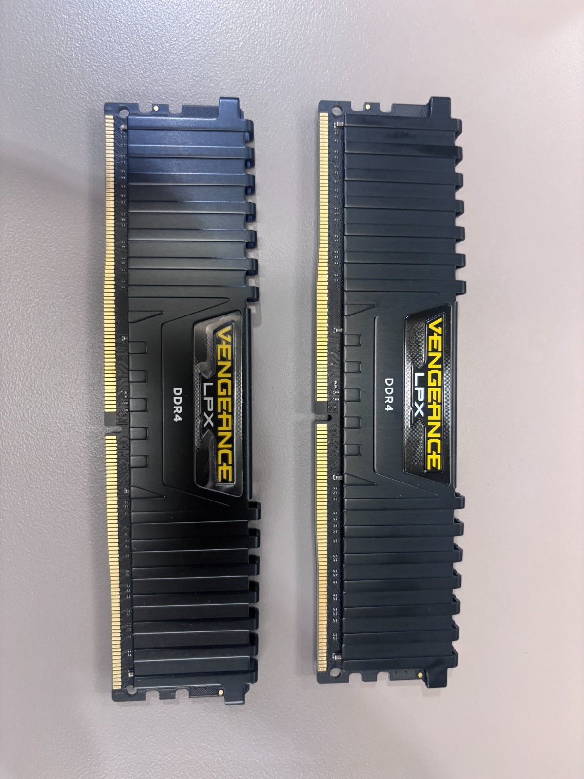 Corsair Vengeance LPX 32GB (2x16GB) DDR4 DRAM 2666MHz (PC4-21300) C16 Ram Memory