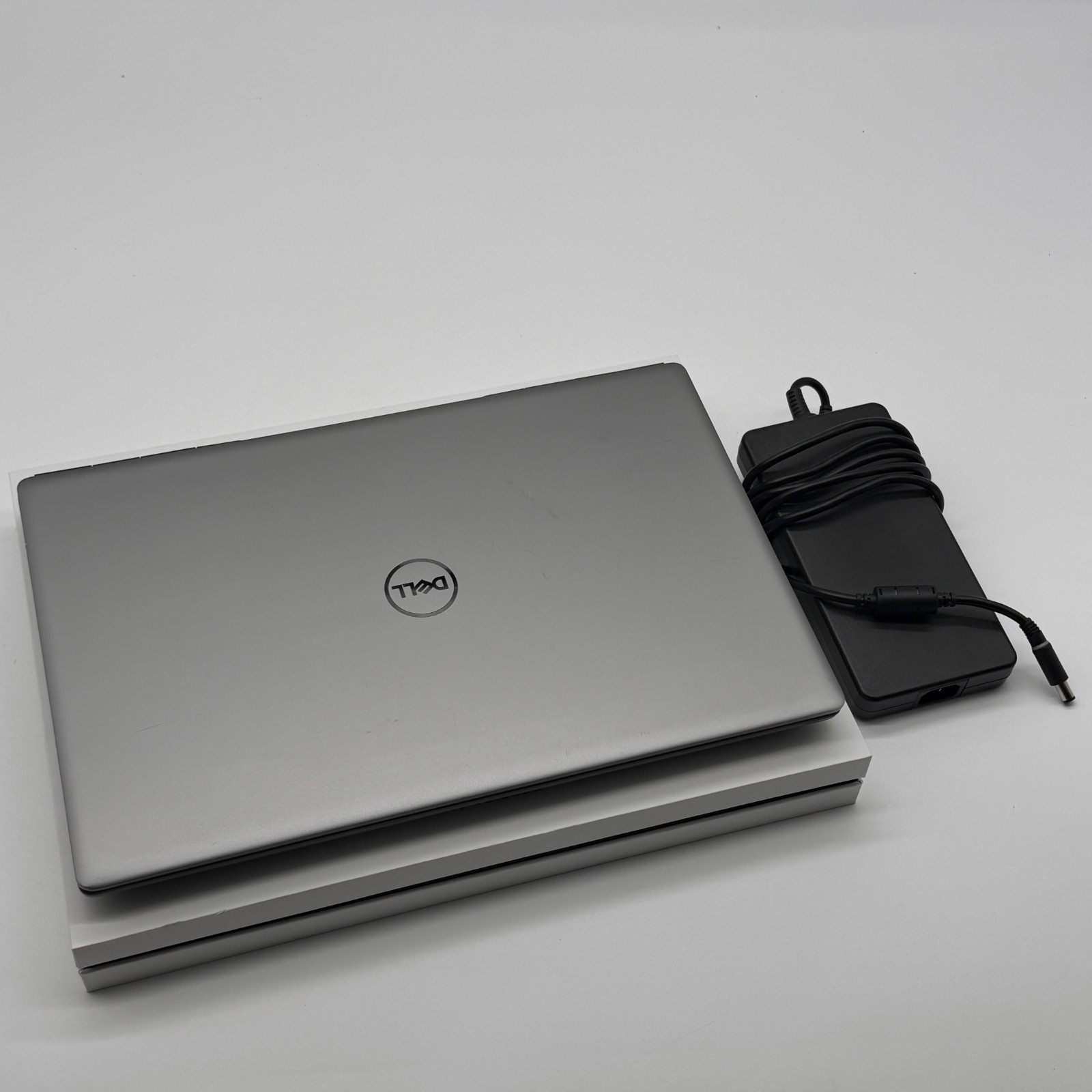 DELL PRECISION 7760 CORE i9 *128GB RAM* 2TB RTX A5000 16GB – 100% BATTERY