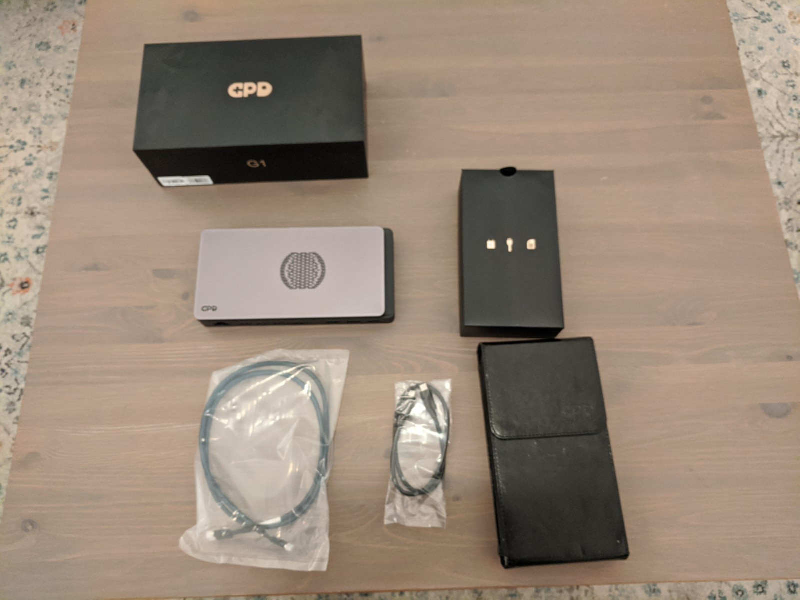 GPD G1 Portable eGPU Dock RX 7600M XT OCuLink USB4 MINT – EXTRAS INCLUDED BUNDLE
