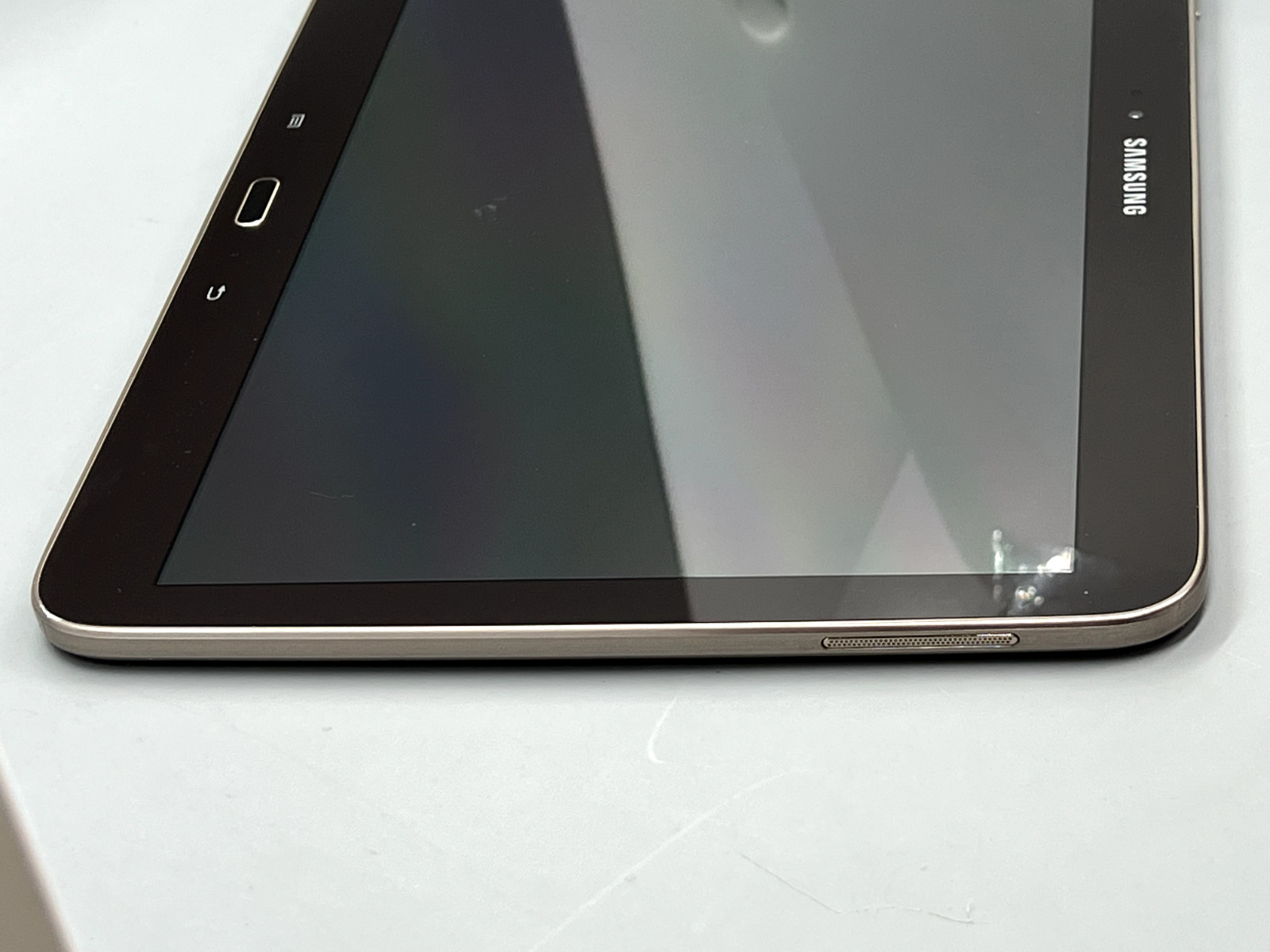 Samsung Galaxy Tab 3 GT-P5210 / 16GB Wi-Fi 10.1 – PARTS REPAIR ONLY NO BUNDLE