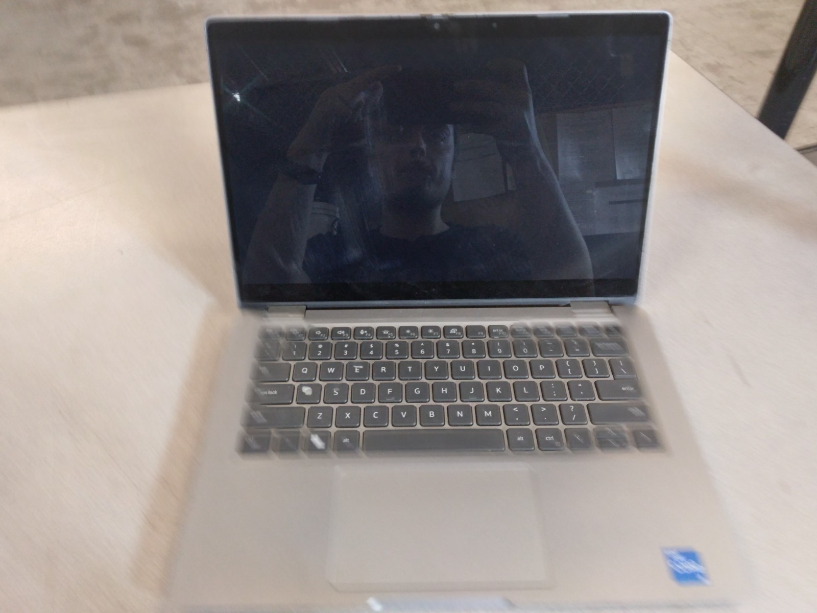 Dell*Latitude*5330*Intel*i5-1245U*512GB*NVMe*16GB*DDR4*Iris*Xe*Graphics*No*OS