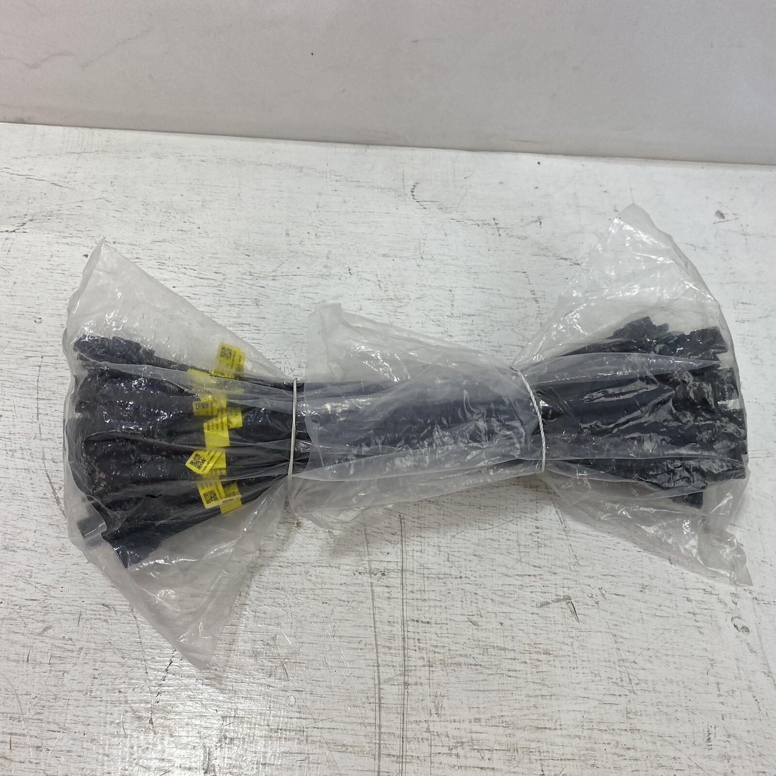49 pcs – 11″ SATA 7-Pin Male to Male Device Cable M04566-001