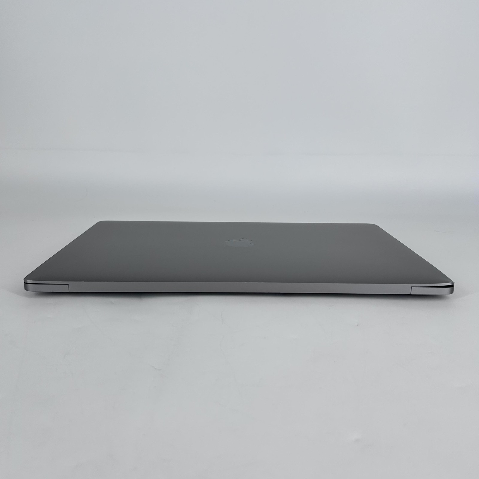 MacBook Pro 16 Touch Bar Gray 2019 Core i9 16GB 1TB Radeon Pro 5500M LCD Bleed