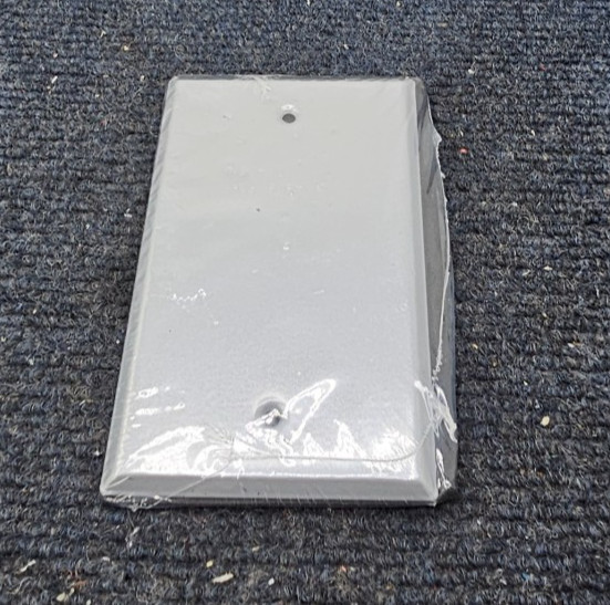 Hubbell 5173-0 Single Gang Weatherproof Aluminum Blank Cover – Gray