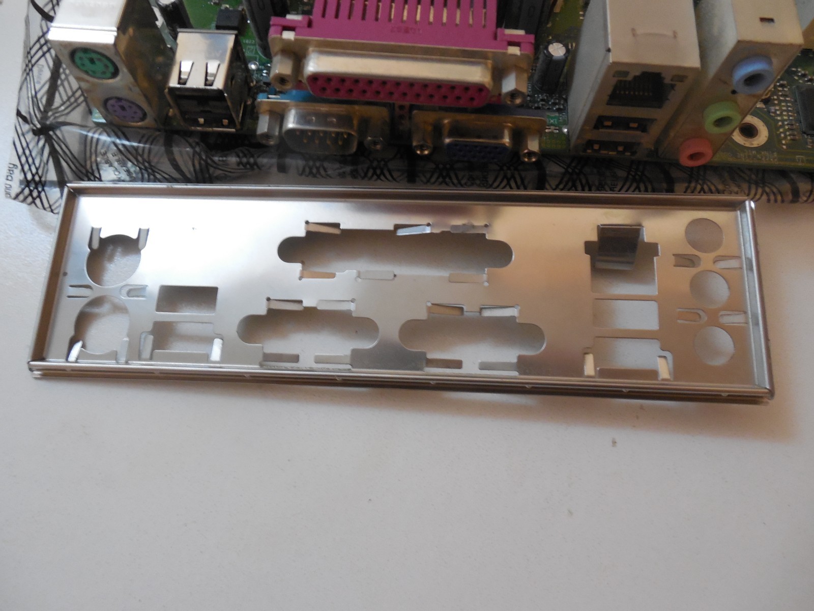 Intel D865GBF D865PERC Socket mPGA478B Motherboard P4 2.8GHz 1024MB DDR 2(512mb)