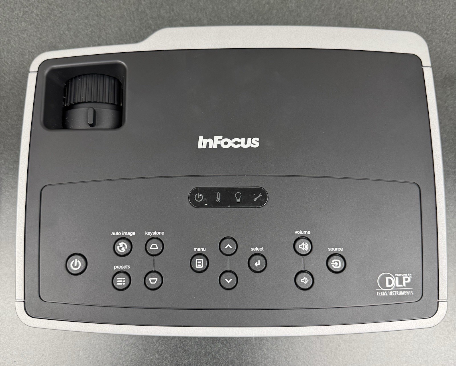 InFocus IN38 DLP Projector – Lightly Used