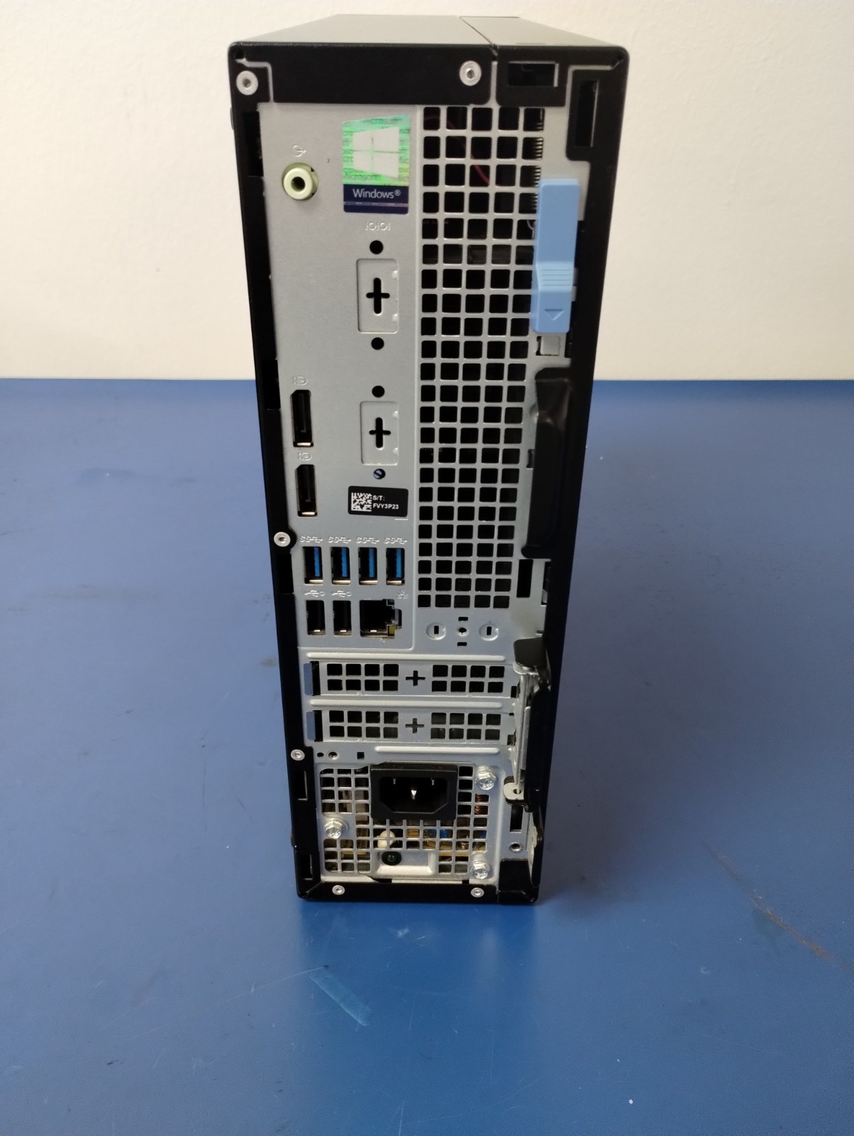 DELL OptiPlex 5070 i5-9500 3.00 GHz16GB RAM 256 GB M.2 Intel(R) UHD Graphics 630