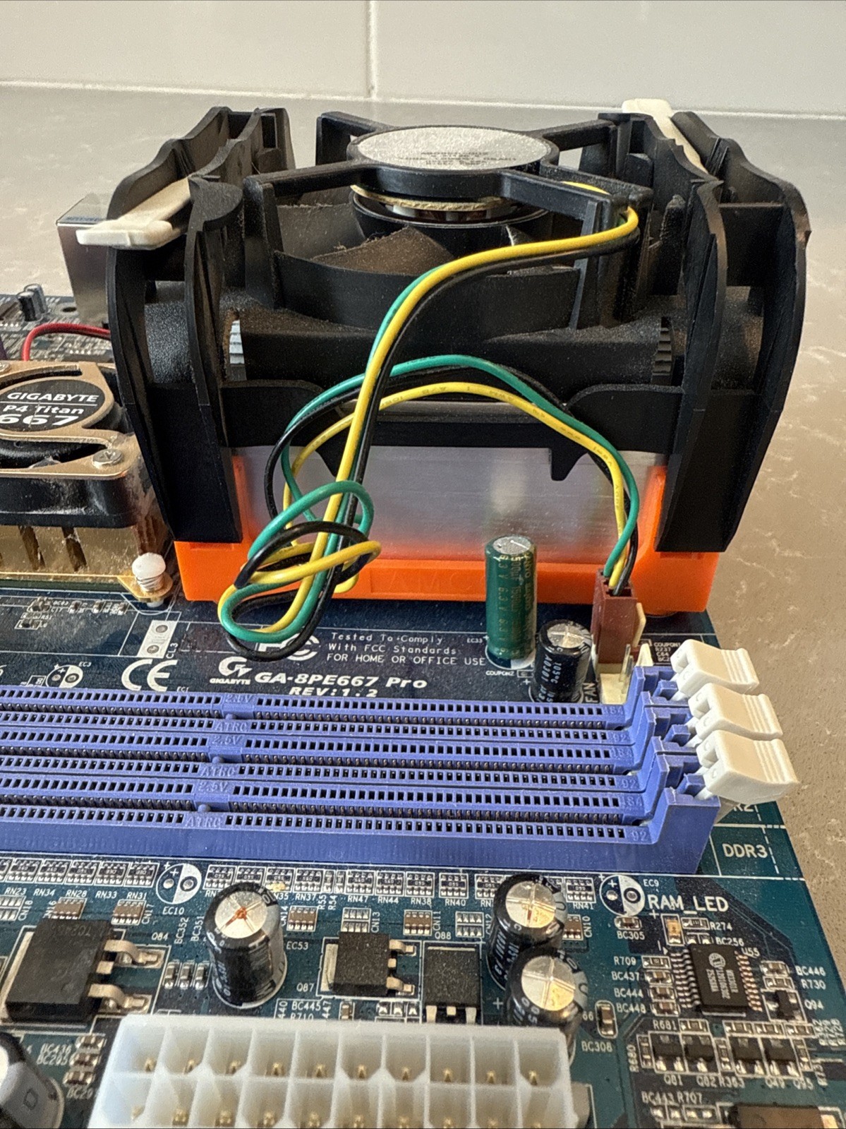 Gigabyte GA-8PE667 Pro Rev 1.2 Socket 478 Motherboard w/ Pentium 4 CPU & Cooler