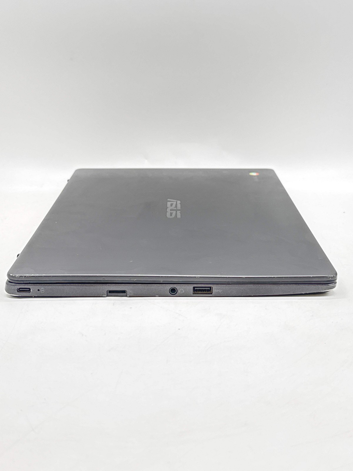Asus Chromebook C423N 14″ Intel Celeron N3350 @1.1 GHz 4GB RAM 32GB eMMC