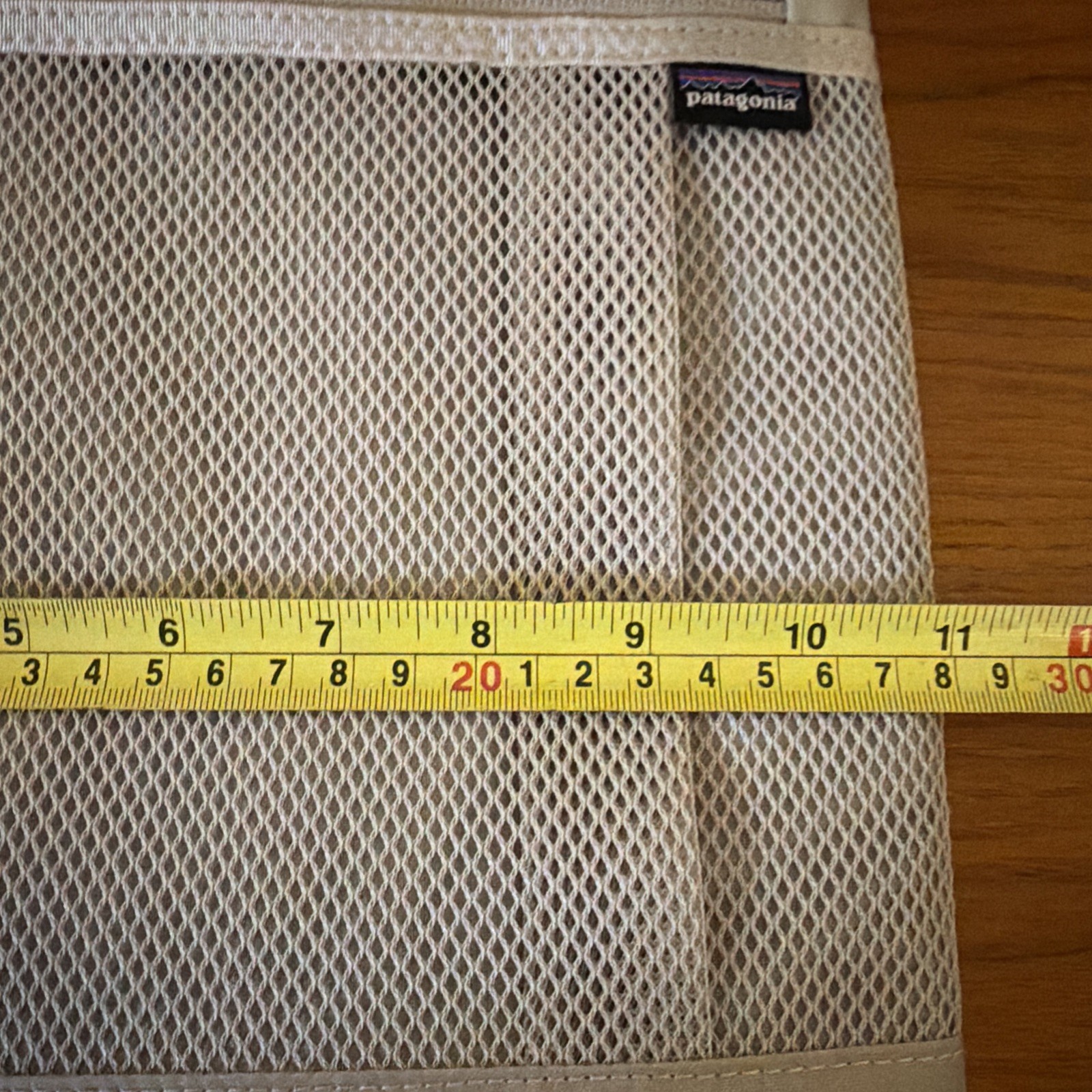 Patagonia Nylon Refugio 15×11″ Padded Tech Laptop Tablet Sleeve Pouch Bag Beige