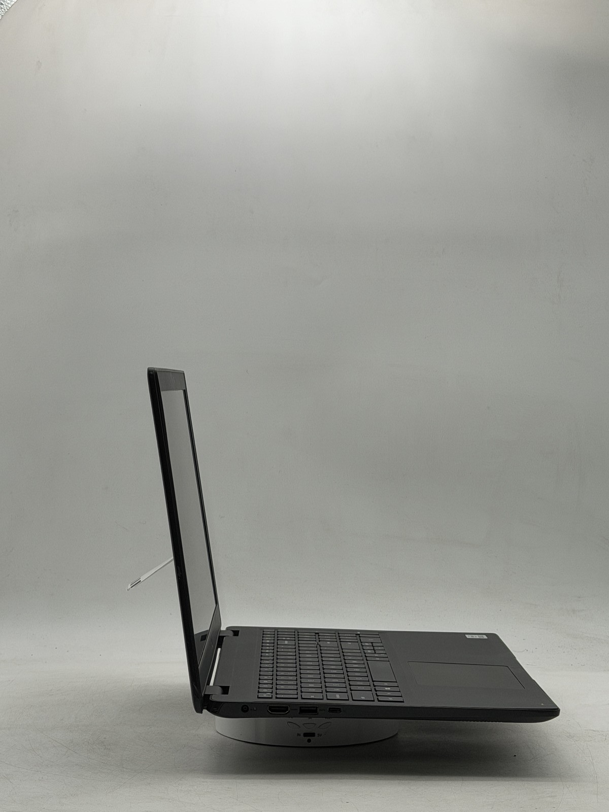 Dell Latitude 3510 15.6″ 8GB 256GB i3-10110U Win11 READ
