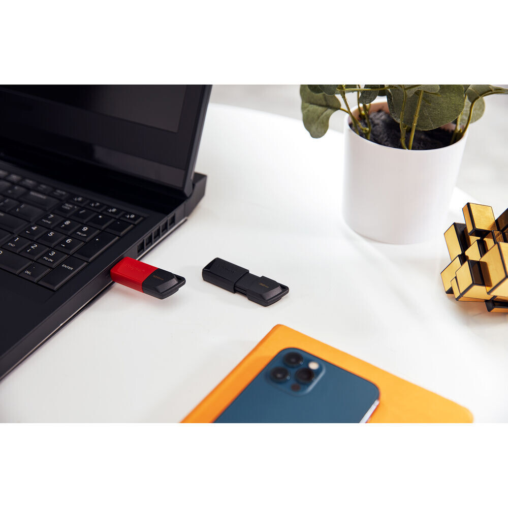 128GB Kingston Technology DataTraveler Exodia M USB 3.2 Type-A Flash Drive