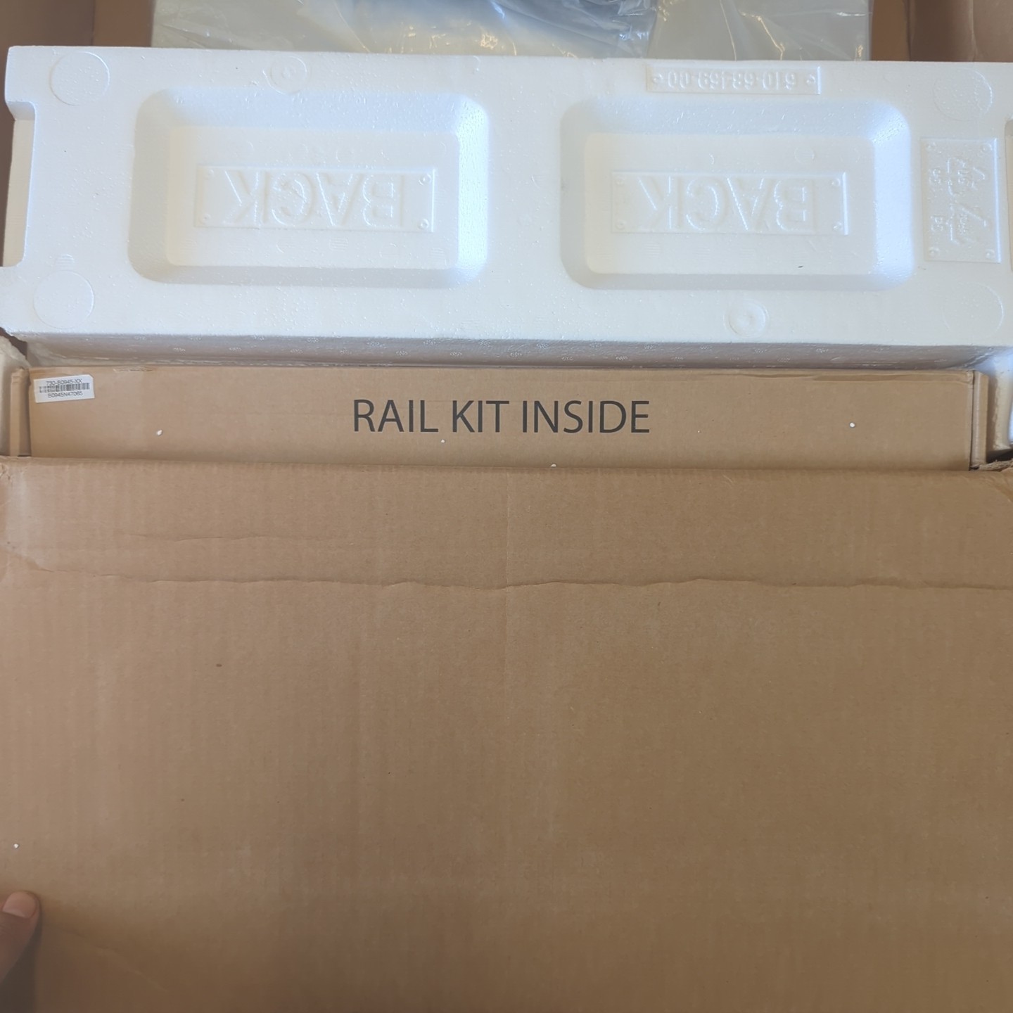 EATON 5P 1550VA 1100W 230V Line Interactive UPS w/ Rails 5P1550GR NEW 0HRS!!