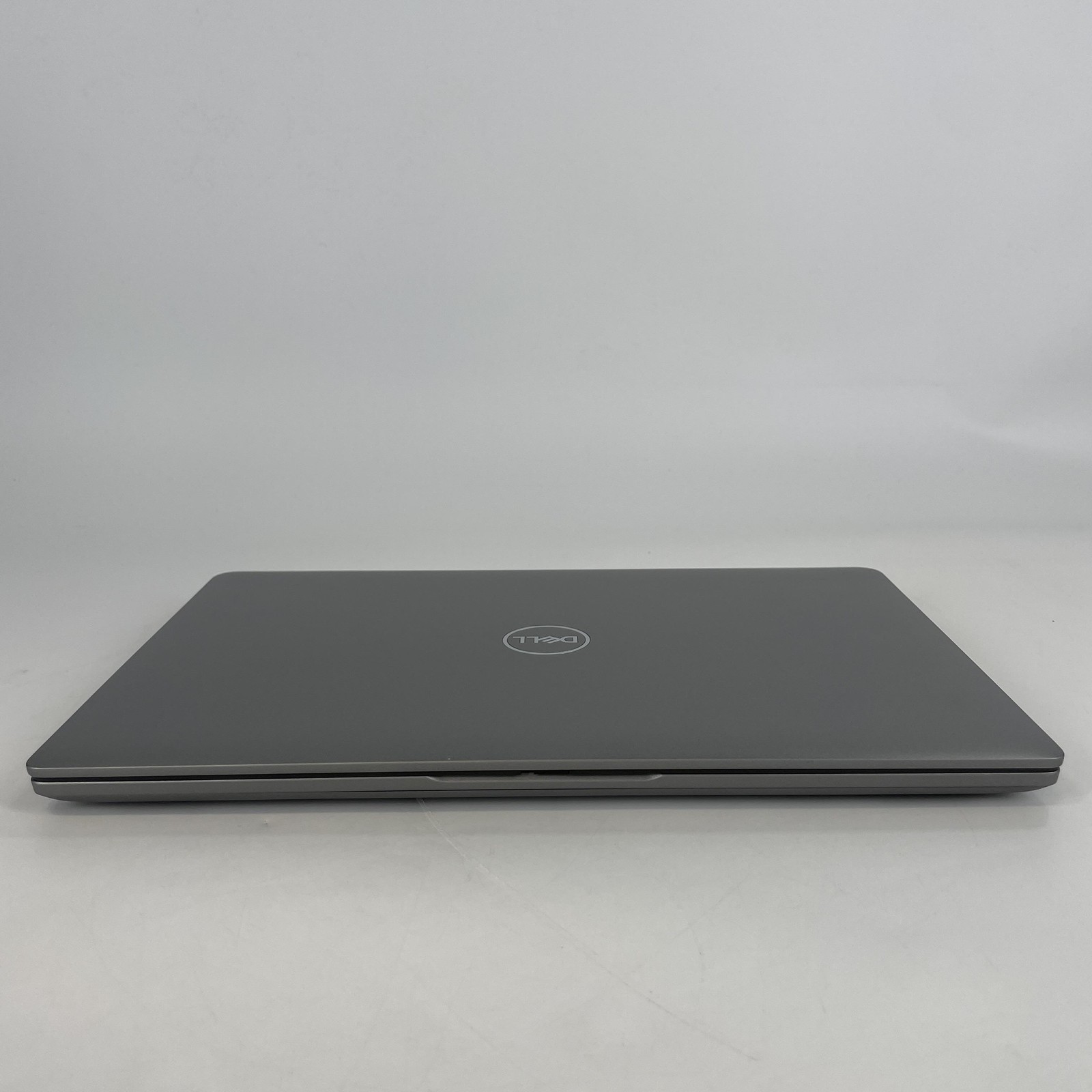 Dell Latitude 5450 14 Gray FHD 2.1 GHz Ultra 7 165U 16GB 512GB SSD Very Good