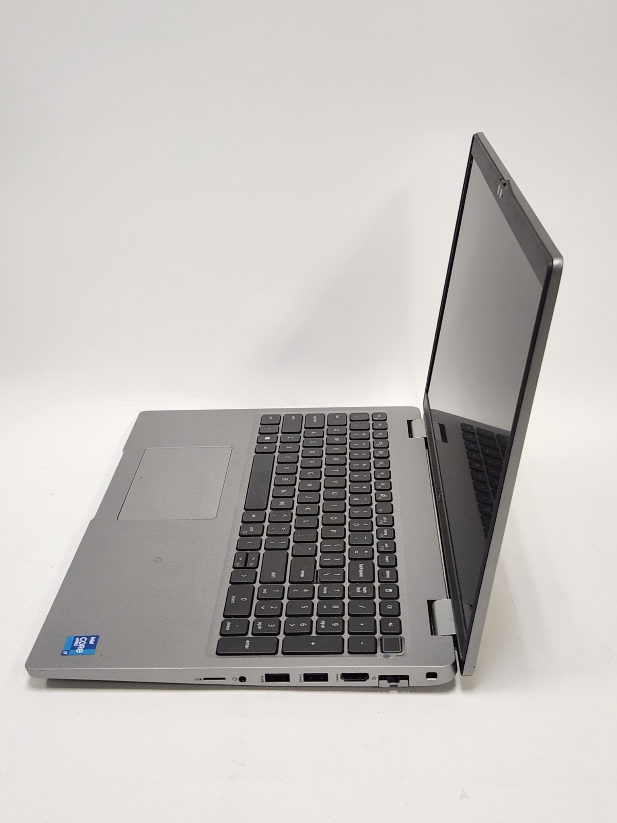 Dell Latitude 5520 15.6” Laptop FHD Core i7-1185G7 3.0GHz NO RAM NO SSD NO OS