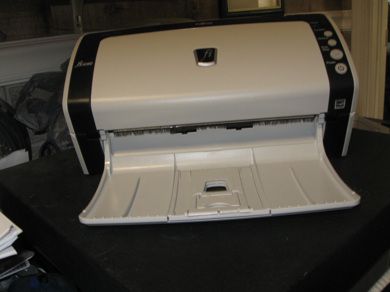 Fujitsu fi FI-6130 Flatbed Scanner