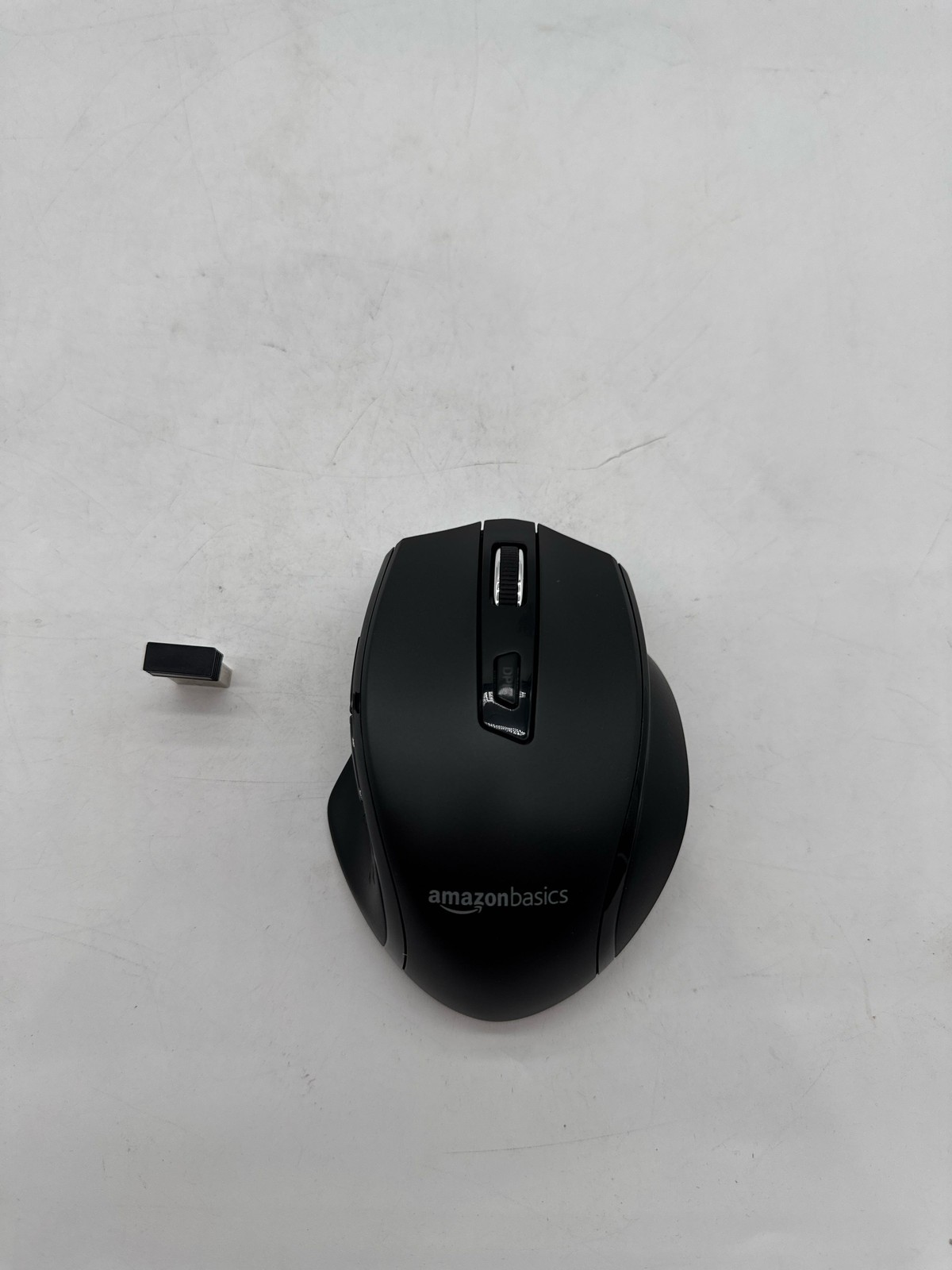 Amazon Basics Wireless Mouse Ergonomic 2.4GHz Optical Adjustable DPI Black