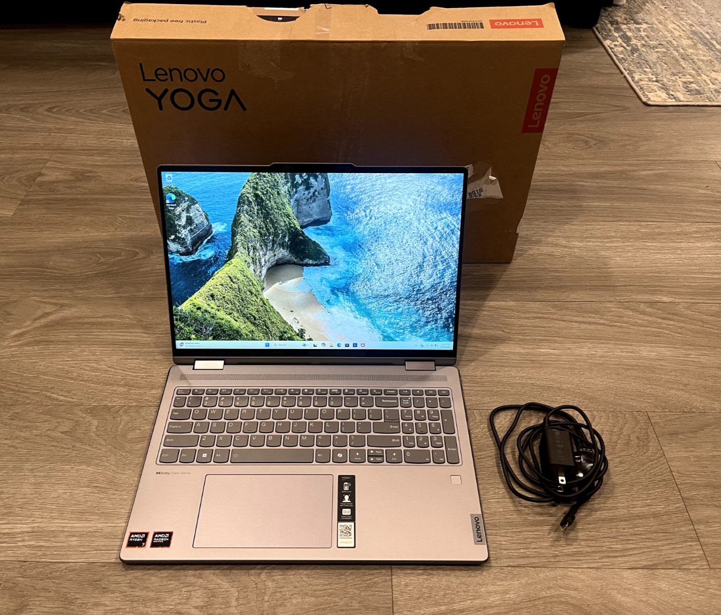 Lenovo YOGA 7 2-in-1 16″ 1920×1200 Touch Ryzen 7 8840HS 16/512GB *MINT& WARRANTY