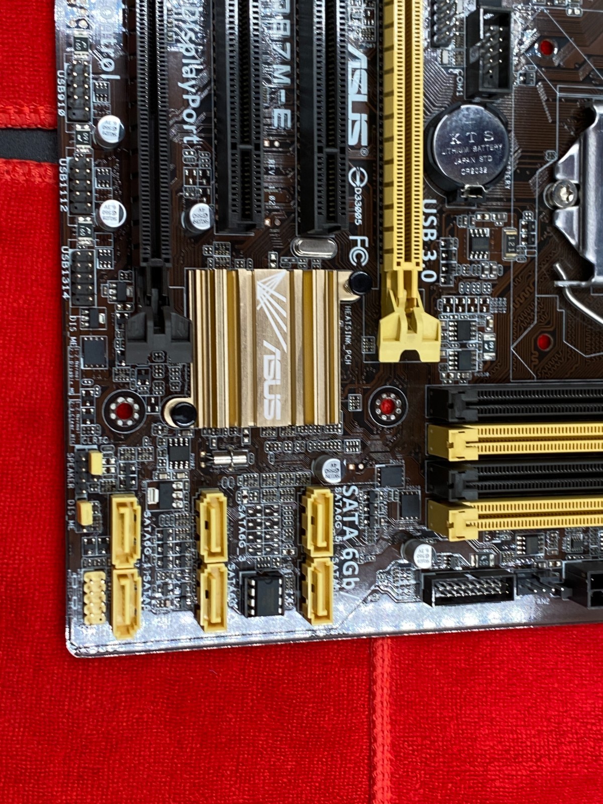 ASUS Q87M-E LGA1150 micro ATX MOTHERBOARD DDR3 RAM HDMI + INTEL CORE i7-4770 CPU