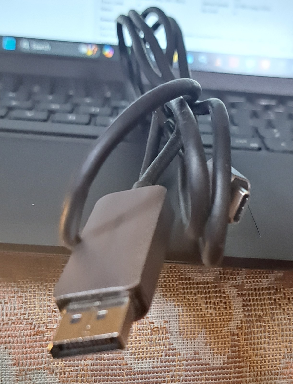 7 USB-C Adapters》LOT《HDMI/DP/SD/Micro SD/3.0 USB-A/2.0 USB-A/USB-C
