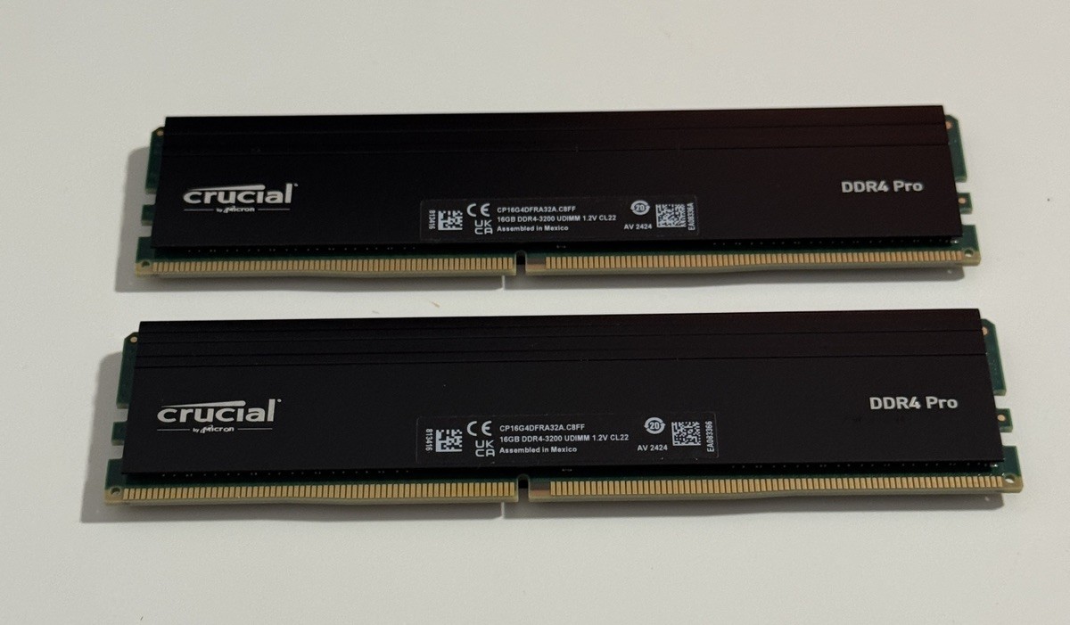 Crucial Pro 32GB (2x16GB) DDR4-3200MHz CL22 RAM Kit (Intel/AMD) compatible