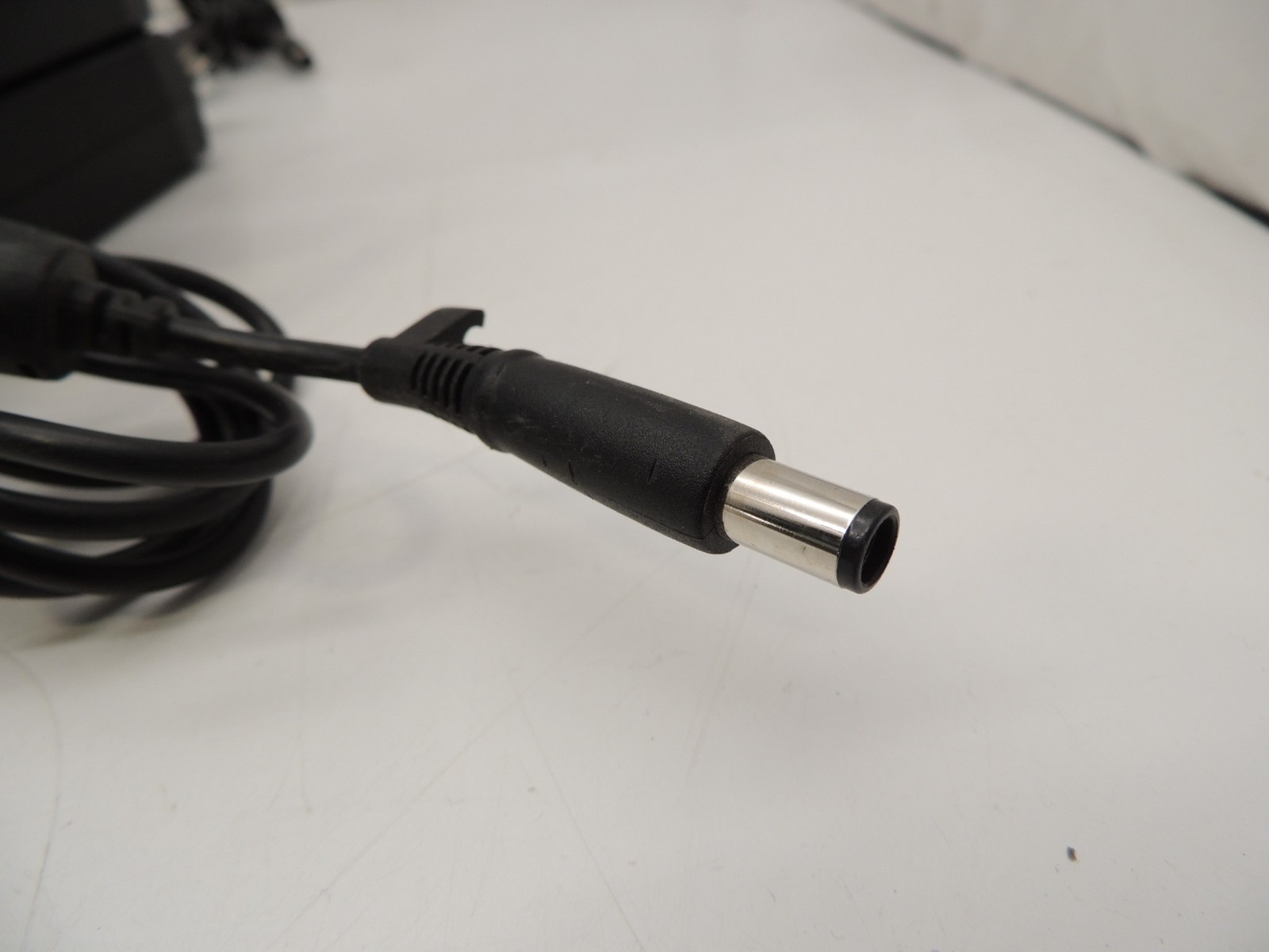 Lot of 5 Genuine HP 19V 7.1A 135W 481420-001 647982-002 397747-001 Power Adapter