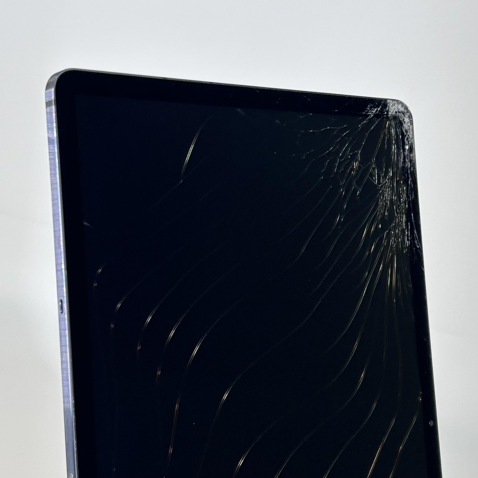 Samsung Galaxy Tab S7 Plus Mystic Black 128GB WiFi – 6GB RAM – Cracked Screen