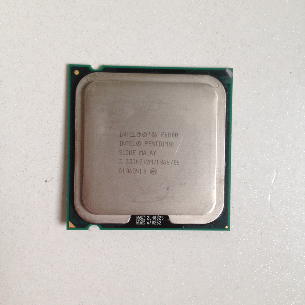 Intel Pentium E6800 3.33 GHz 2MB FSB1066MHz Dual-Core Processor LGA 775 Socket T