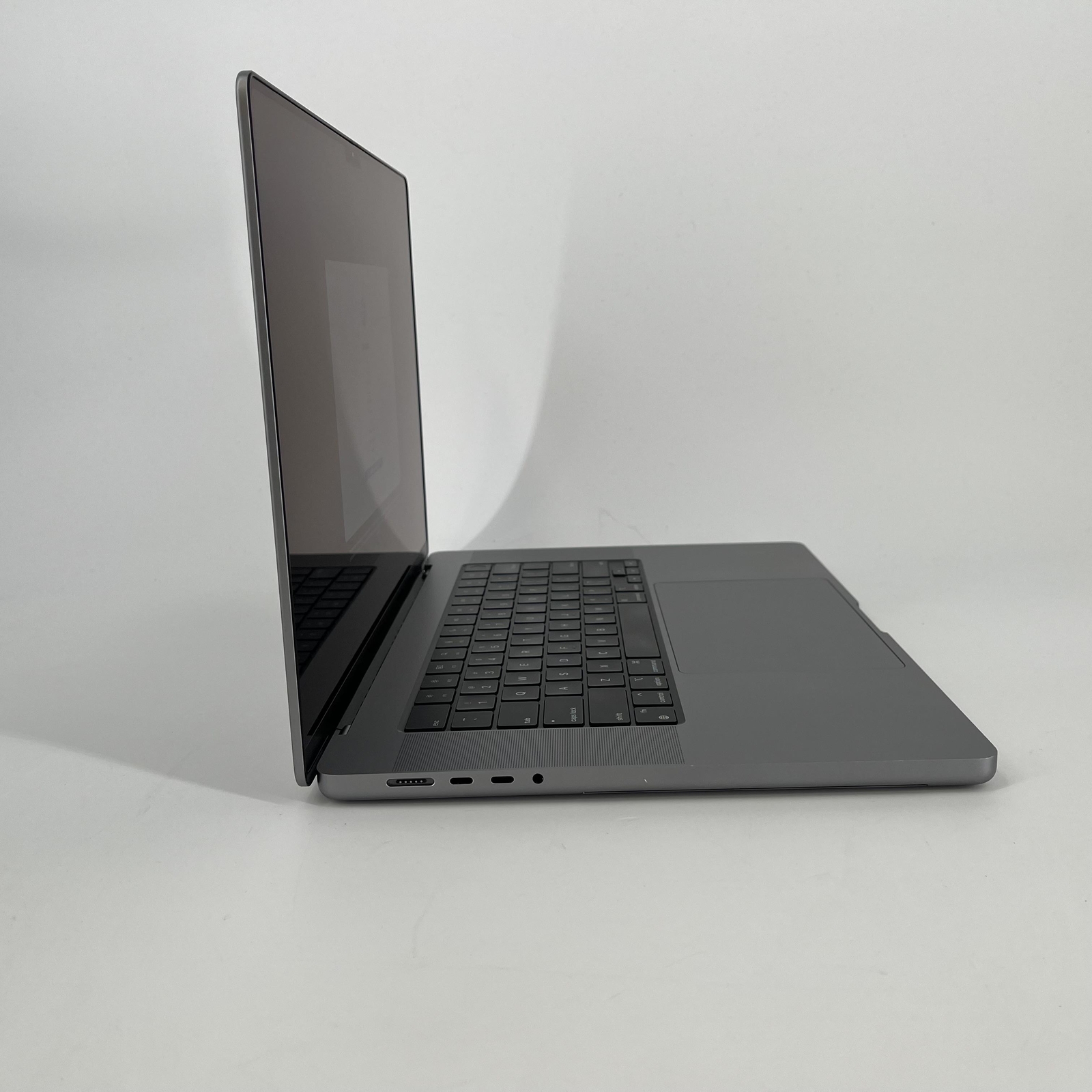 Apple MacBook Pro 16 Space Gray 2021 3.2GHz M1 Max 10-Core/32-Core 32GB 1TB Good