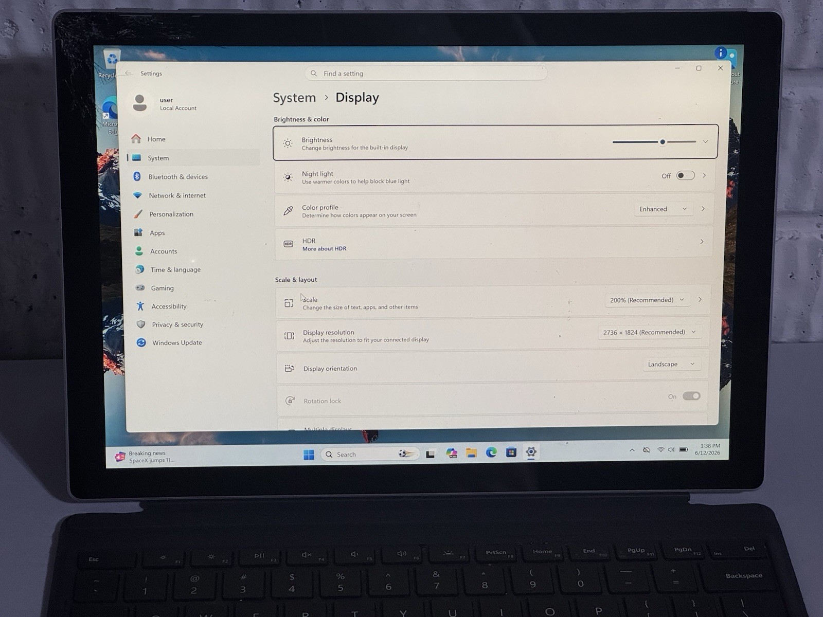Microsoft Surface Pro 7 i5/16GB/256GB – Cracked Screen – AS/IS – PARTS & REPAIR