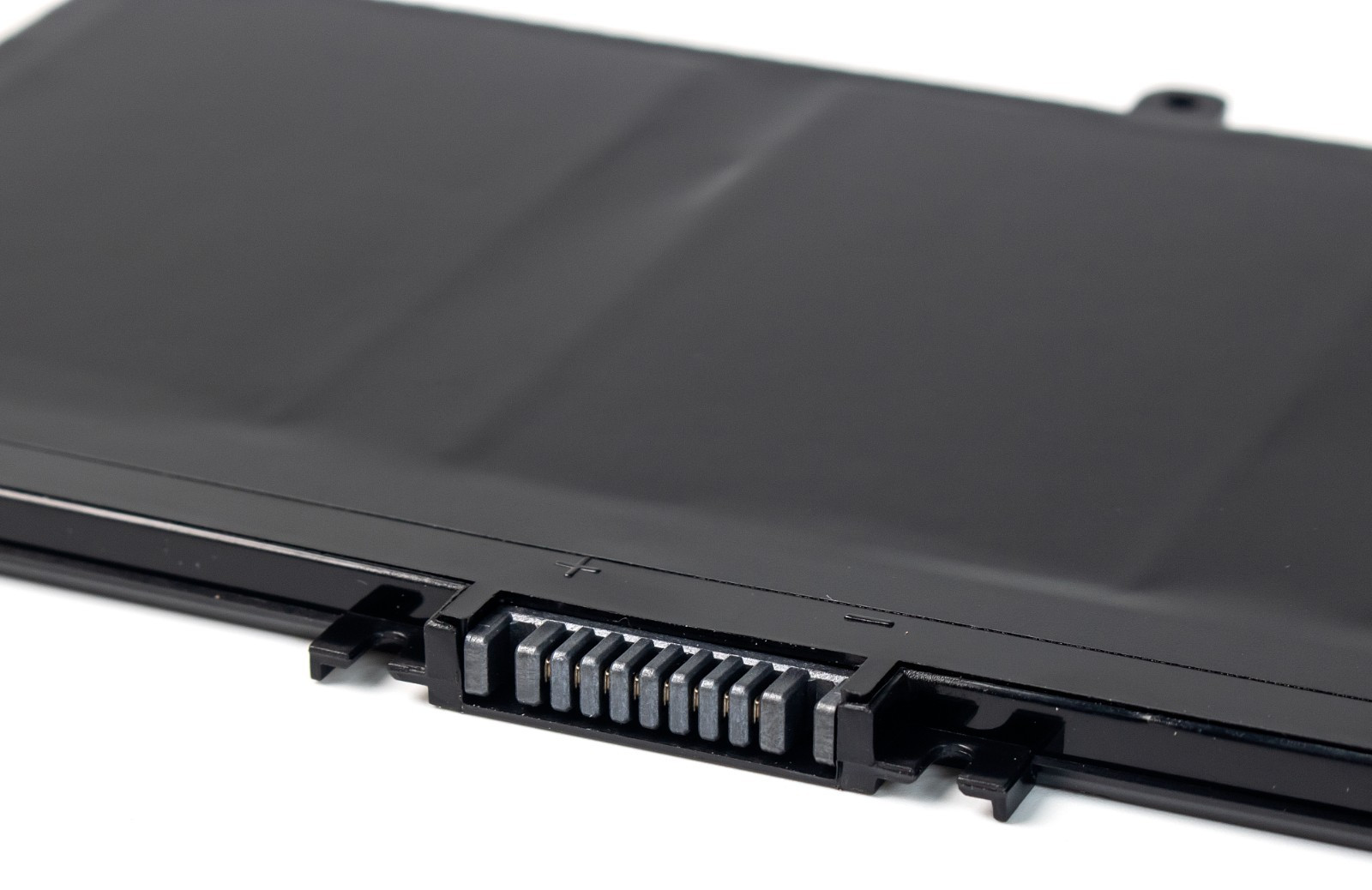 Genuine 41.9Wh HT03XL Laptop Battery for HP Pavilion 14 15 17 Series HSTNN-UB7J