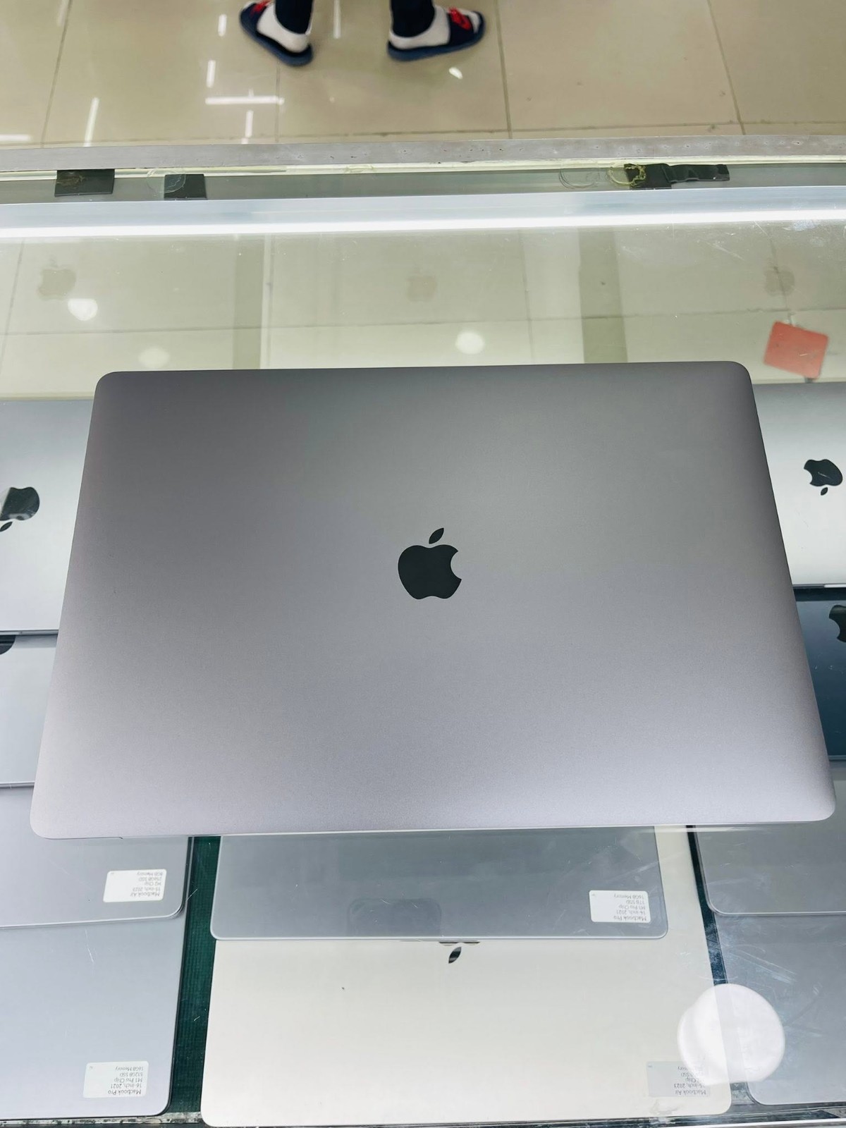 EXCELLENT MacBook Pro 16″ 2019 A2141 DG i7 2.6 16GB 512GB Tahoe 2025 + Warranty