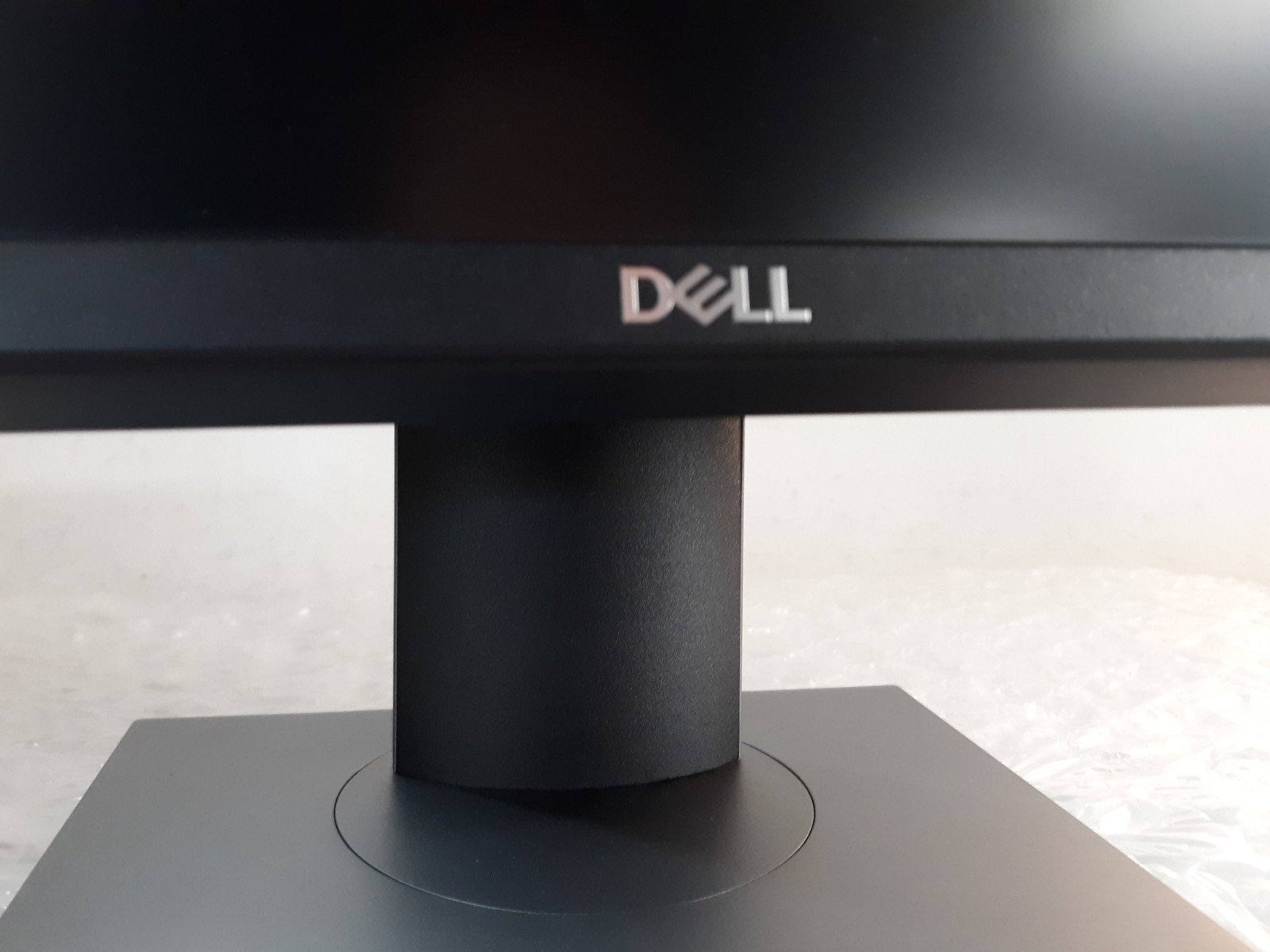 Dell P2419H 23.8″ IPS LED Backlit Full HD Monitor w/ Stand HDMI VGA USB 3.0