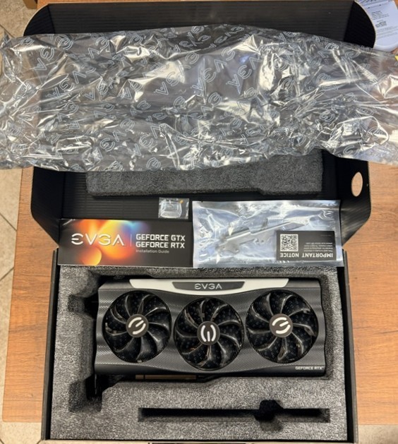 EVGA RTX 3070 FTW3 (Ultra) Gaming 8GB GDDR6 Graphics Card Box Accessories Tested
