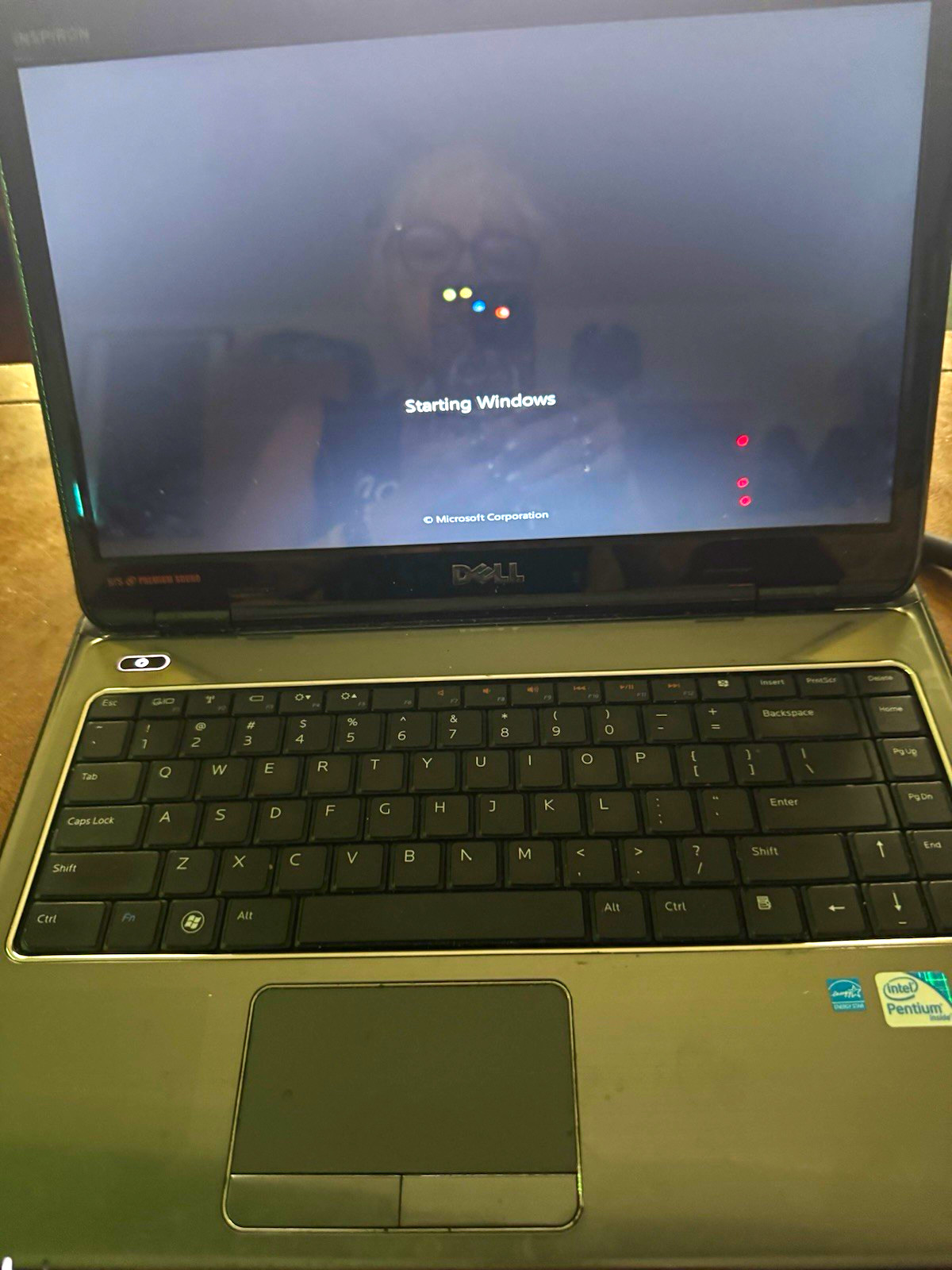 Dell Inspiron N4010 14in Intel Pentium 2.00GHz 4GB RAM 500GB HDD Win7 HP