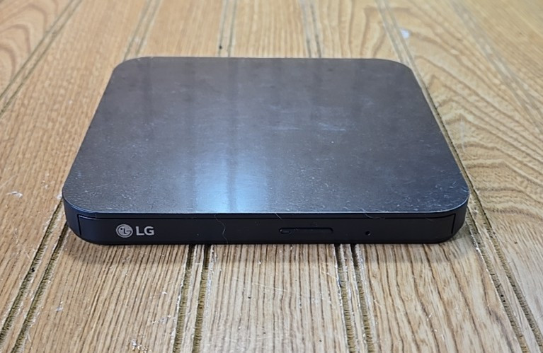 LG Ultra Slim Portable External DVD Writer SP80 Open Box