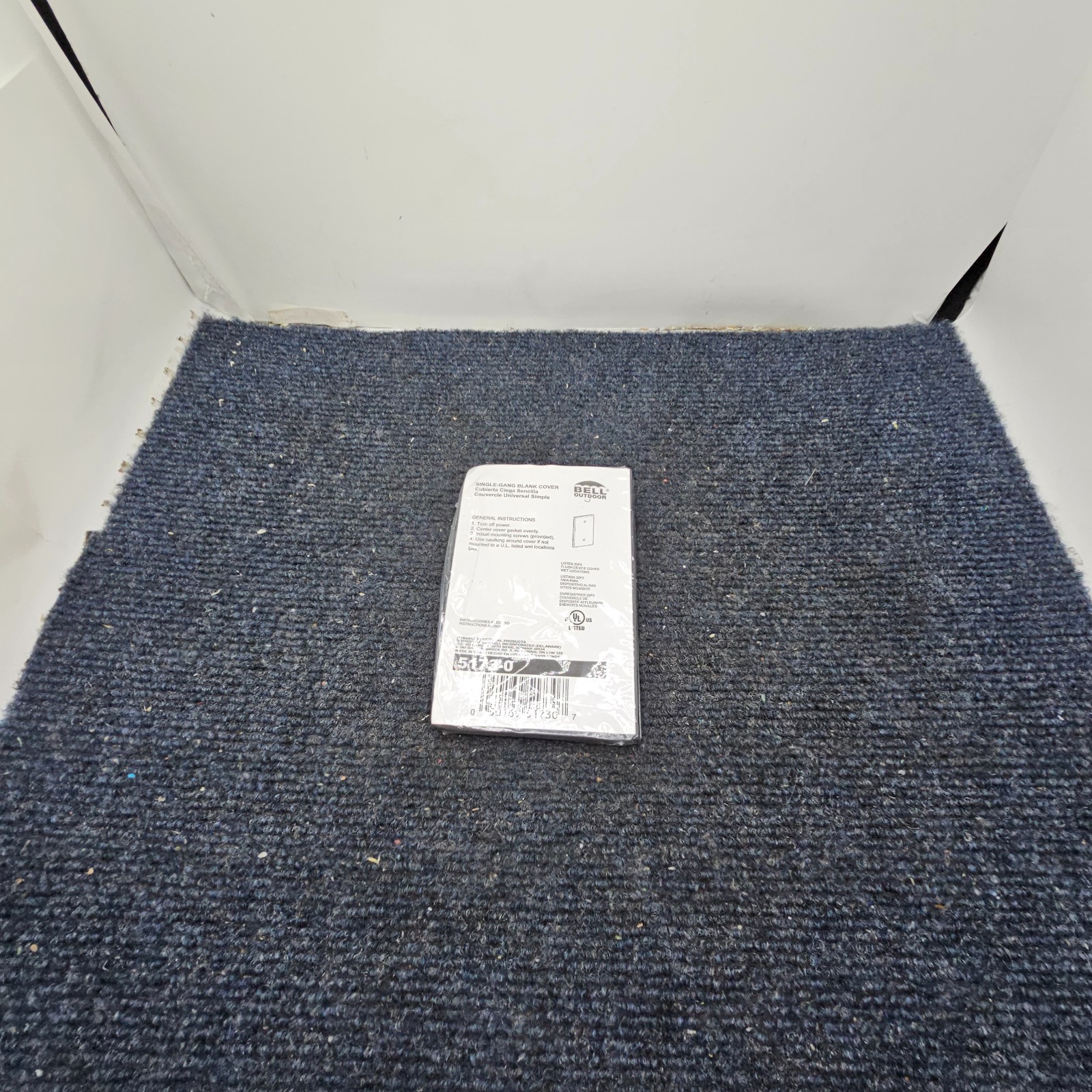 Hubbell 5173-0 Single Gang Weatherproof Aluminum Blank Cover – Gray