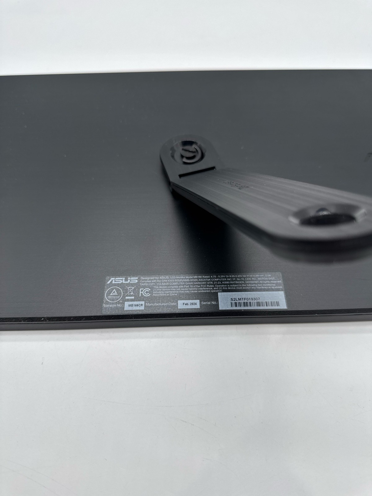 ASUS MB166CR ZenScreen Portable USB Monitor 15.6in Full HD IPS USB-C Black