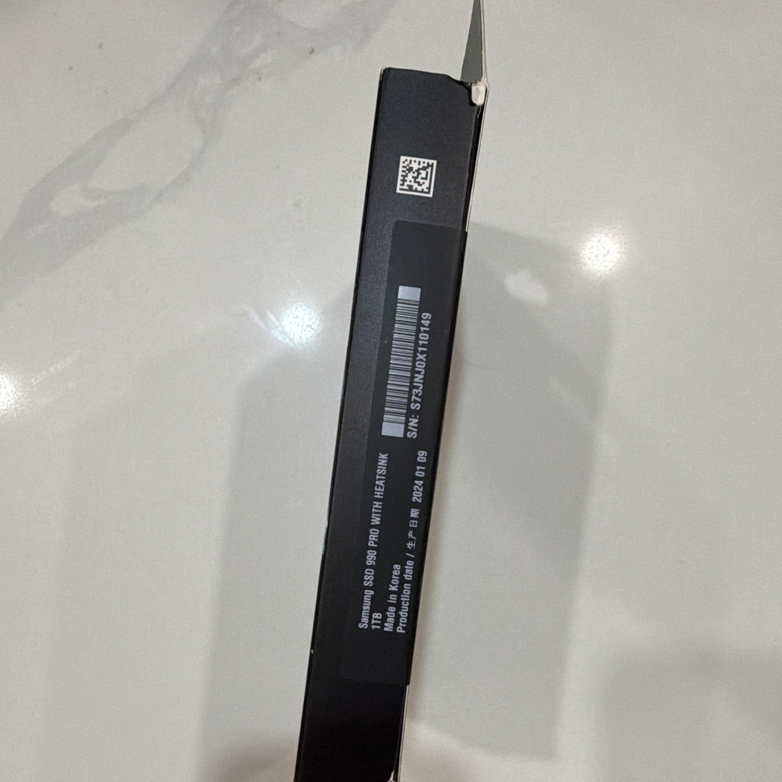 Samsung 990 PRO w/ Heatsink 1TB PCIe 4.0 NVMe M.2 Internal SSD MZ-V9P1T0CW