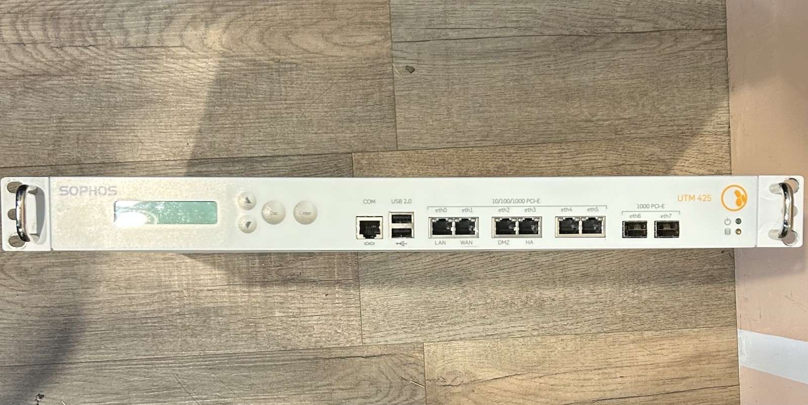 Sophos UTM 425 Rev. 5 Firewall Security Gateway Appliance Working Pull Reset