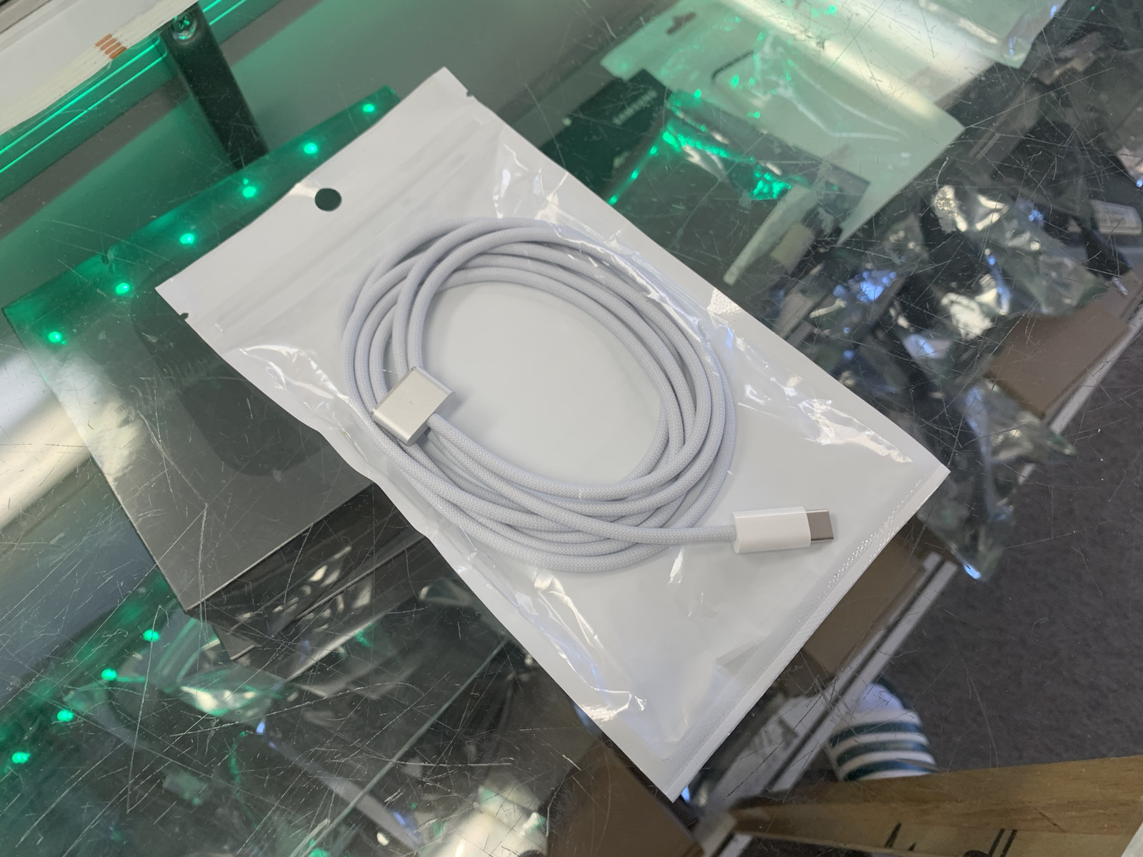 Genuine Apple USB-C to MagSafe 3 Cable (2 m) – MLYV3AM/A Lot of 10!